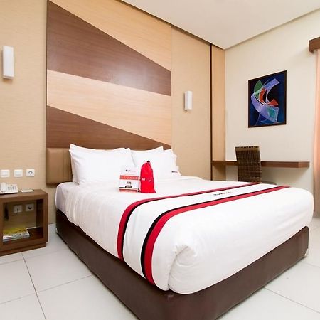 Hotel Reddoorz Near Roxy Jakarta Exteriér fotografie
