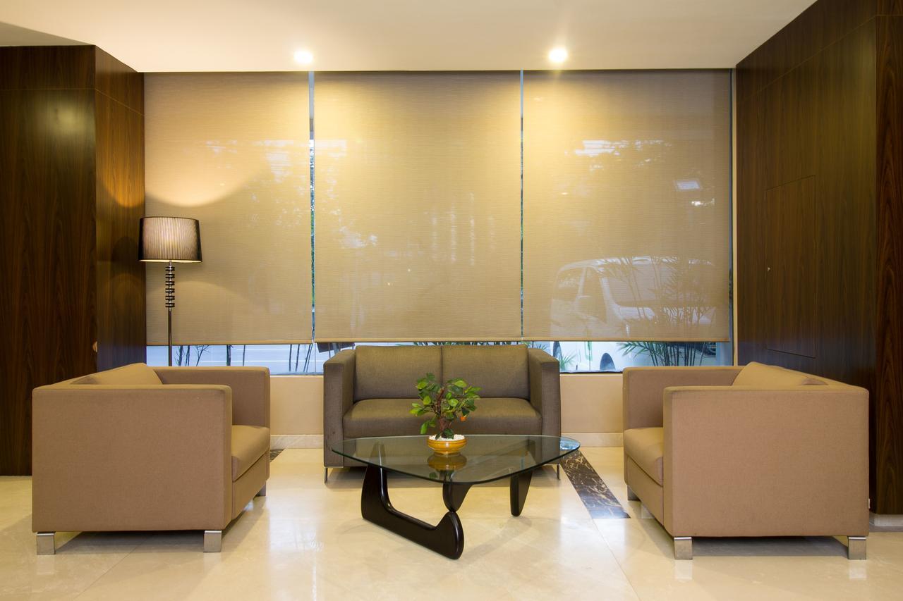 Hotel Reddoorz Near Roxy Jakarta Exteriér fotografie