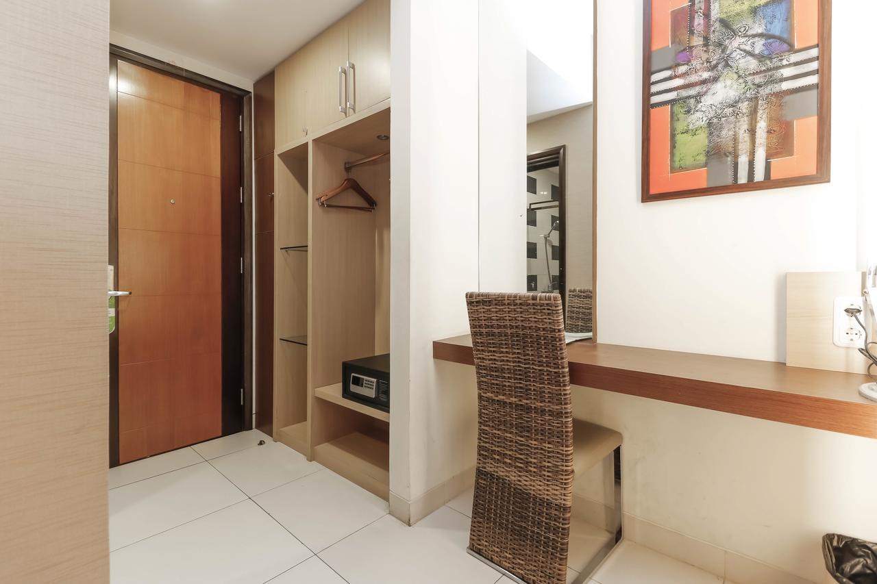 Hotel Reddoorz Near Roxy Jakarta Exteriér fotografie