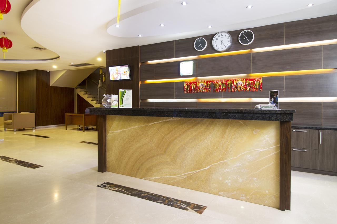 Hotel Reddoorz Near Roxy Jakarta Exteriér fotografie